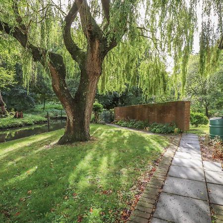 Weir Cottage Maidstone Exterior photo
